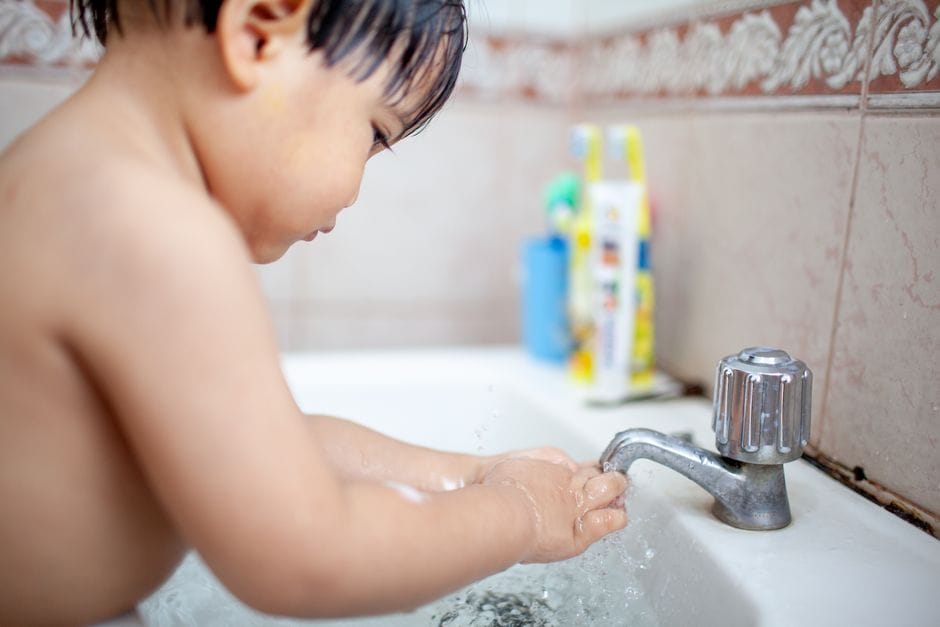 Potty Training a Stubborn Toddler: The Week That Finally Worked