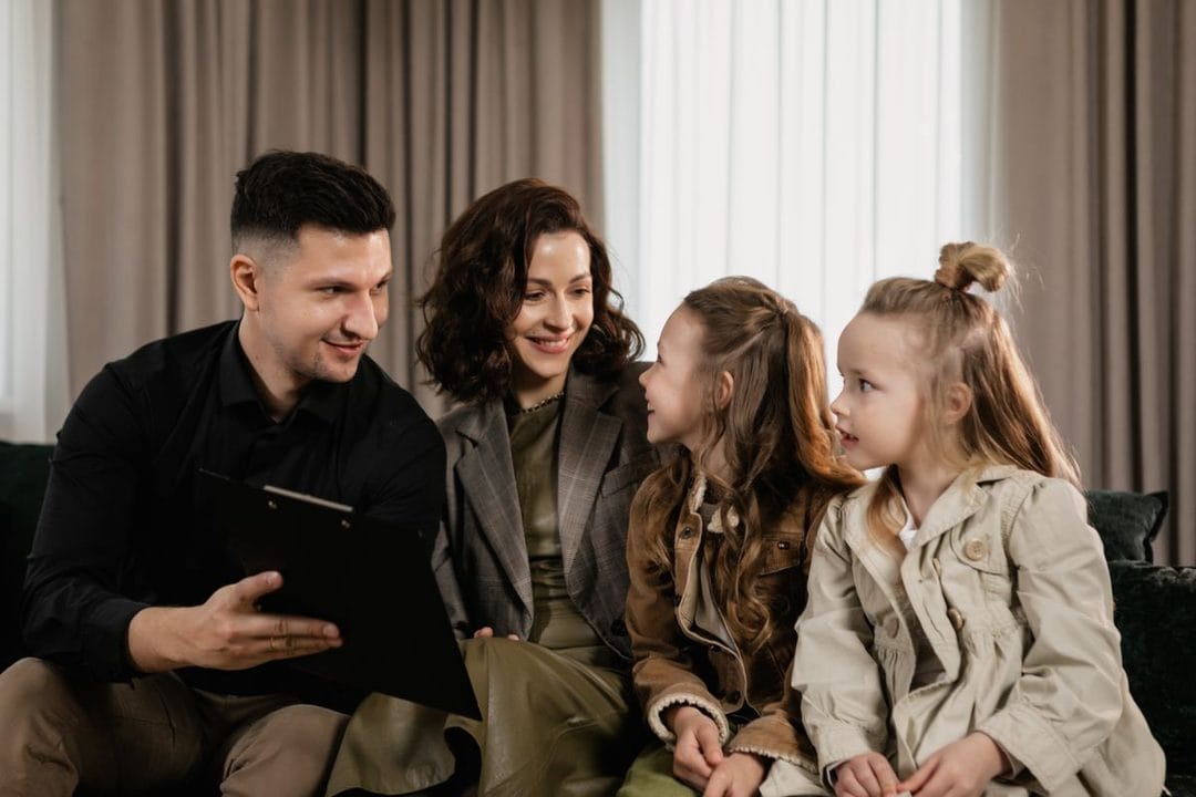 The Family Meeting: A Weekly Habit That Actually Cuts Down on Household Chaos