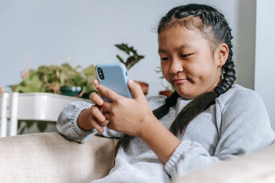 Kids' First Phone: A Family Contract That Actually Works