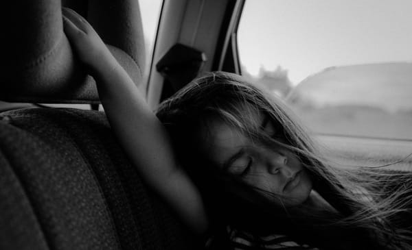 Road-Trip Survival with Kids and No Screen in the Headrest